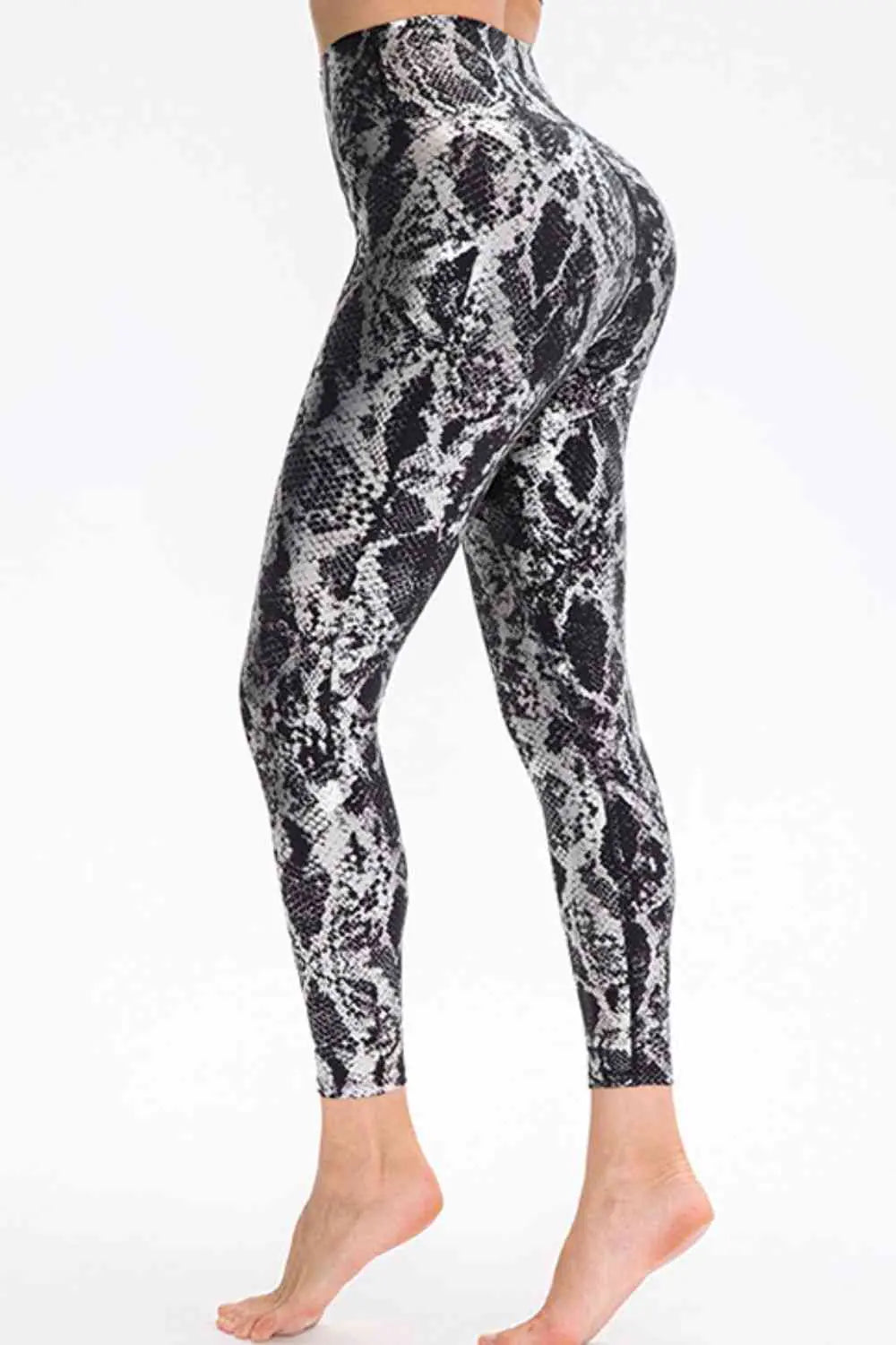 Animal Print Active Pants WEM Support (www.WEM.support)