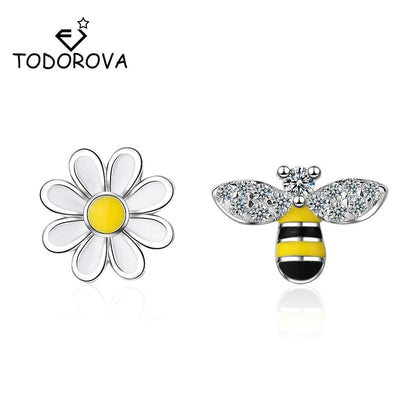 Single Flower And Single Bee Earring WEM Support (www.WEM.support)