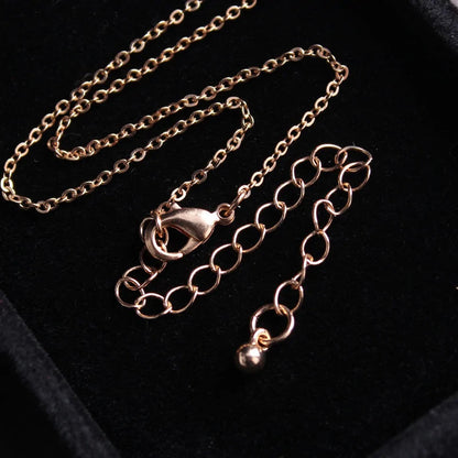 Baby Necklace WEM Support (www.WEM.support)