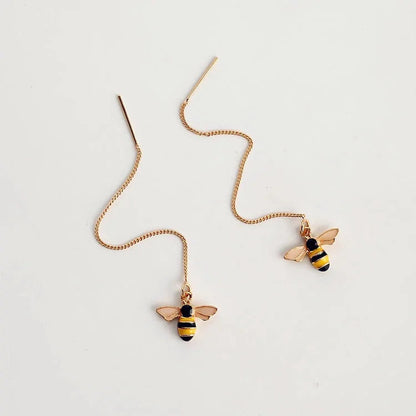 Dainty Bee Stud earrings WEM Support (www.WEM.support)