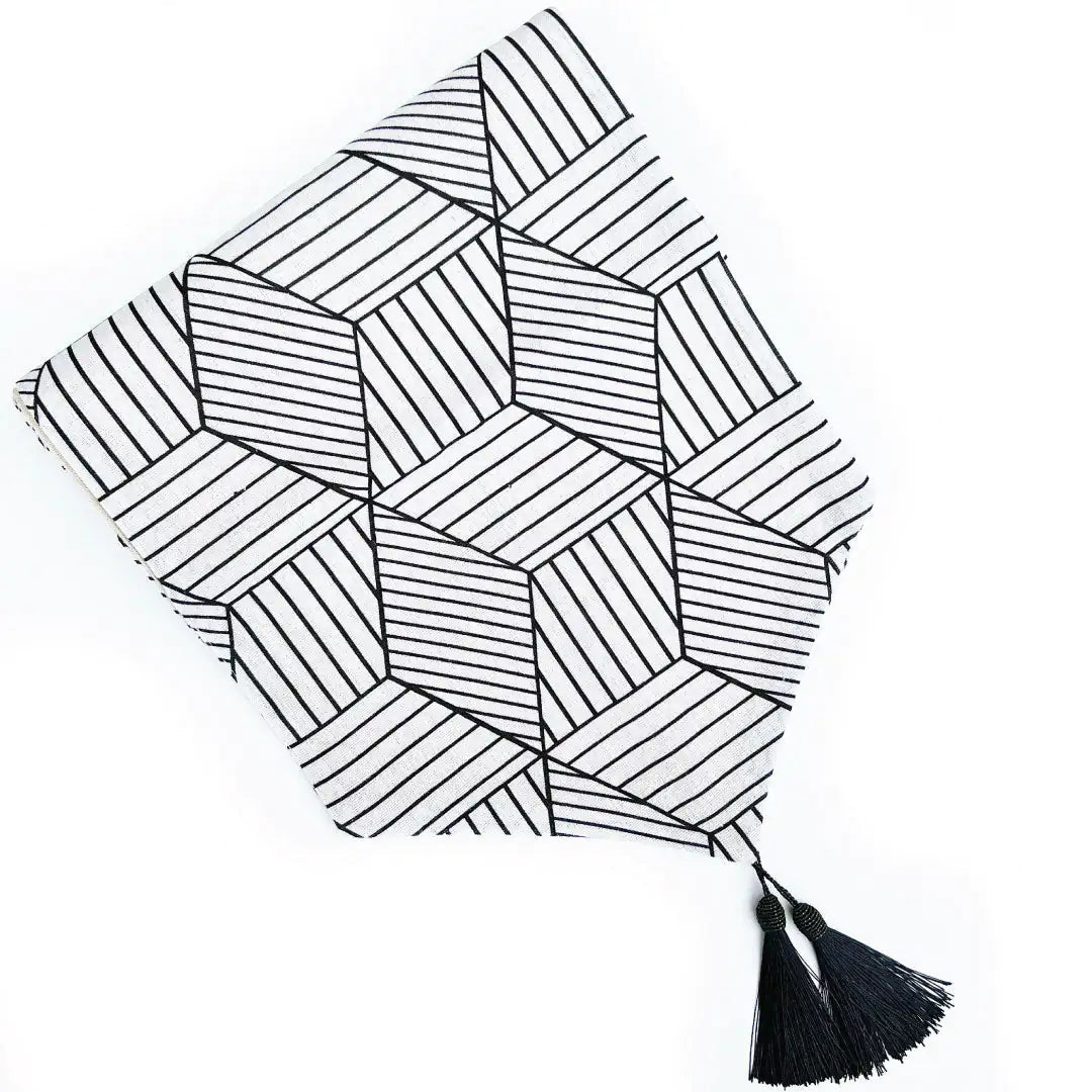 Amalfi Table Runner WEM Support (www.WEM.support)