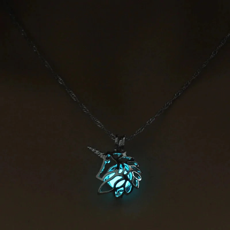 Moon Glowing Necklace WEM Support (www.WEM.support)