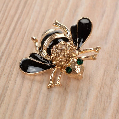 Ornate Bee Brooch WEM Support (www.WEM.support)