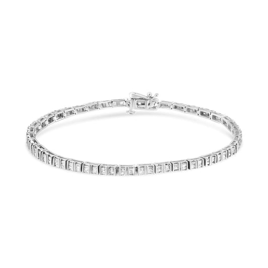 Pulsera de Tenis de Diamantes en Baguette 1-1/10 Cttw Canal Engastado en Plata de Ley .925 (Color H-I, Claridad I2-I3) - 7" WEM Support (www.WEM.support)
