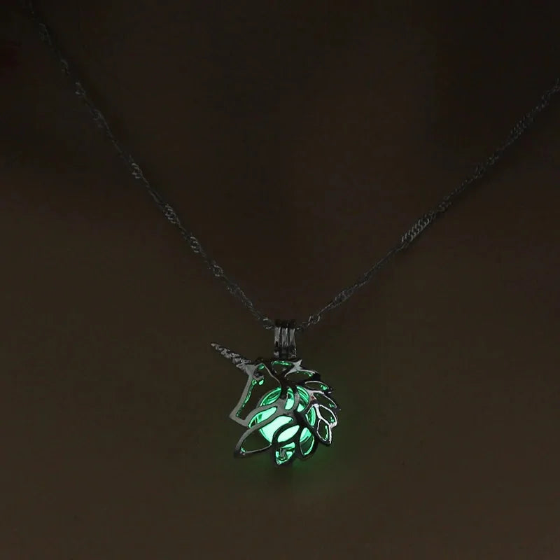 Moon Glowing Necklace WEM Support (www.WEM.support)
