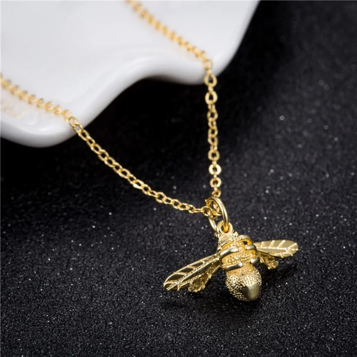 Bee Wing Spread Pendant With Chain WEM Support (www.WEM.support)