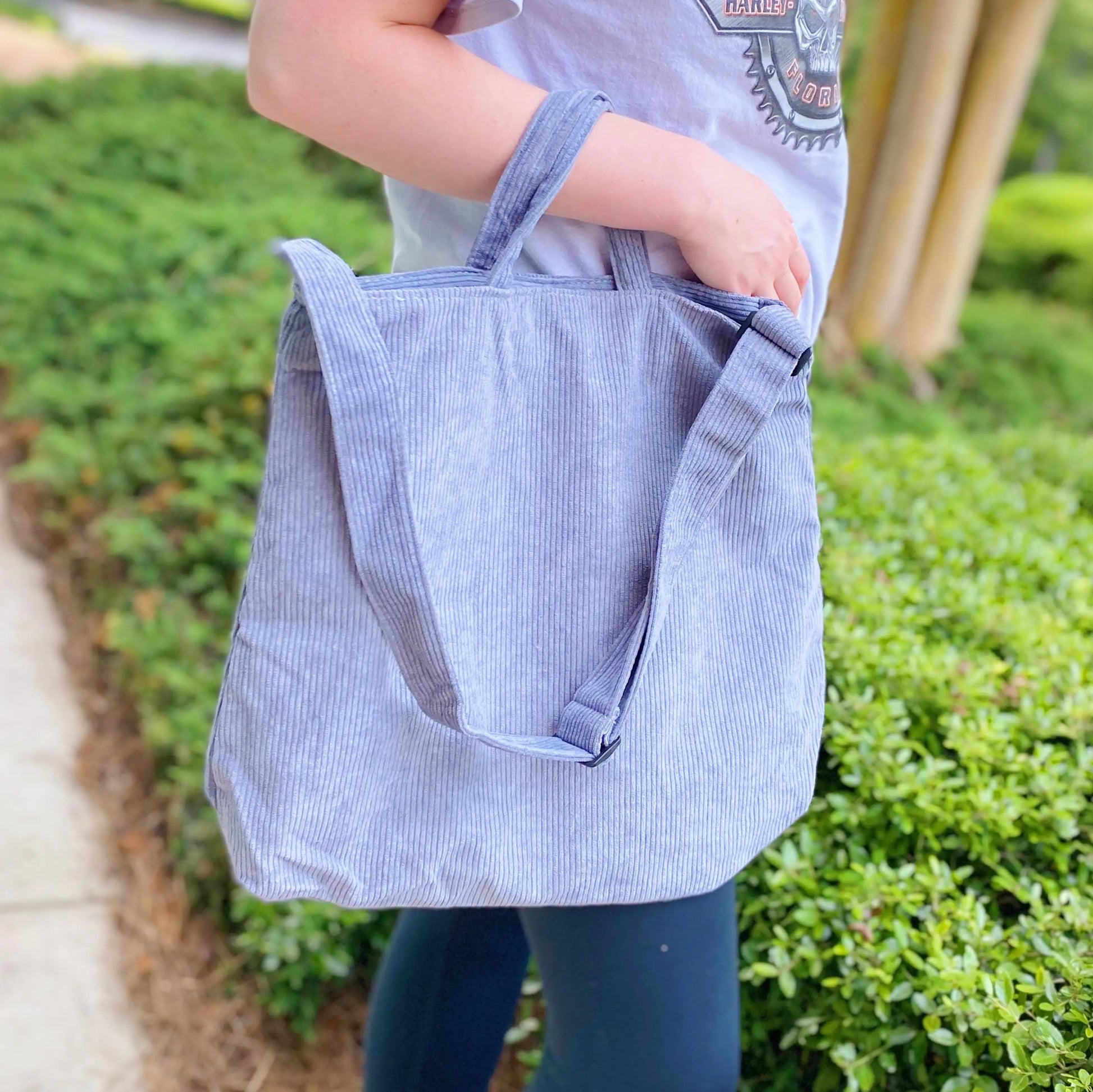 Everyday Corduroy Tote WEM Support (www.WEM.support)