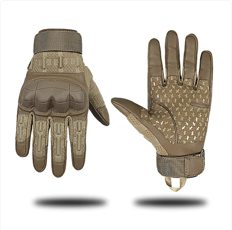 Pair of outdoor full-finger anti-skid gloves with touchscreen compatibility, in camouflage pattern.