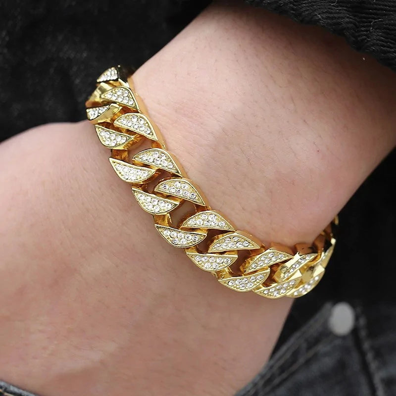 Miami Gold Curb Cuban Bracelet WEM Support (www.WEM.support)