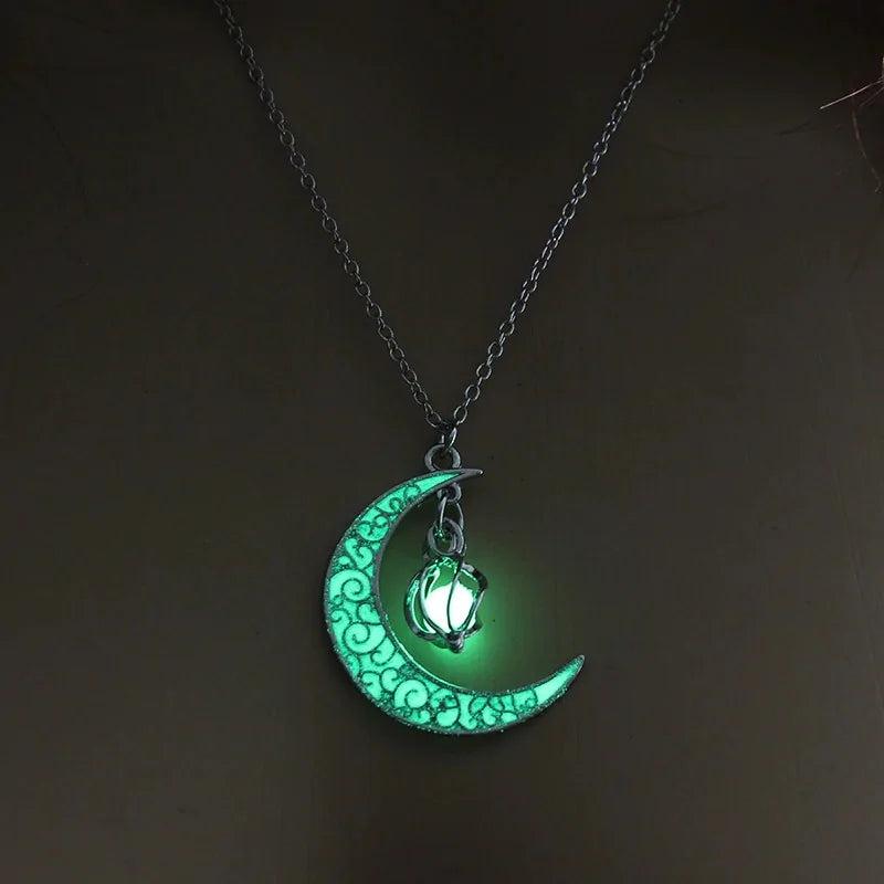 Moon Glowing Necklace WEM Support (www.WEM.support)
