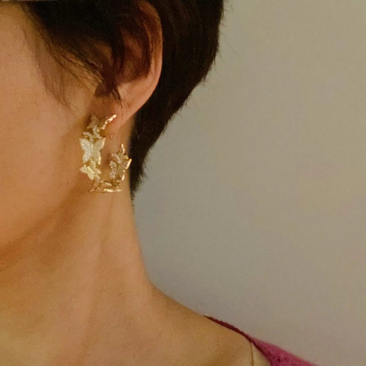 Fly In The Shine Earrings WEM Support (www.WEM.support)