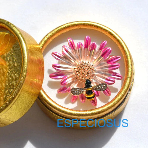 Bee in Pink Flower WEM Support (www.WEM.support)