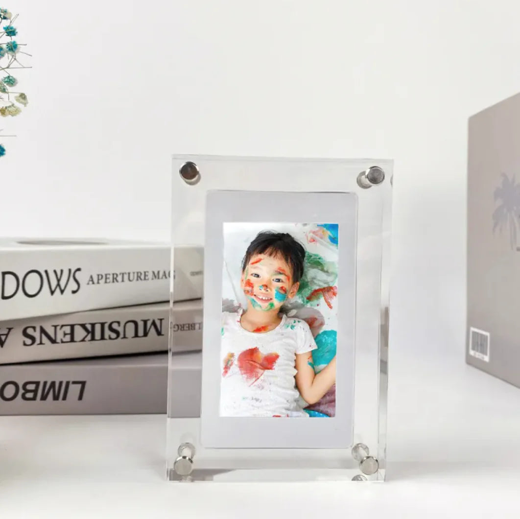 Acrylic Digital Photo Frame WEM Support (www.WEM.support)
