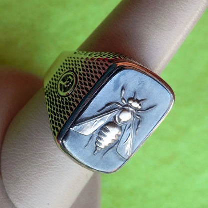 Signet Bee Ring (Class Ring Style) WEM Support (www.WEM.support)