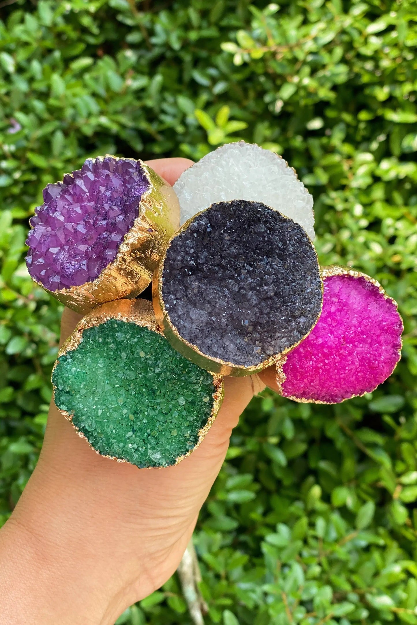 Crystal Mine Natural Stone Wine Stopper WEM Support (www.WEM.support)