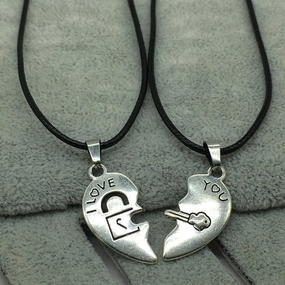 Couple Necklace In Silver WEM Support (www.WEM.support)