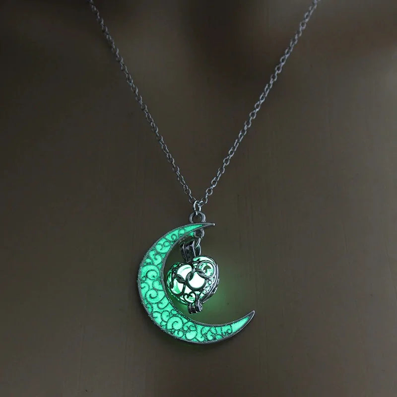Moon Glowing Necklace WEM Support (www.WEM.support)