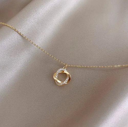 Elegant Clavicle Necklace WEM Support (www.WEM.support)