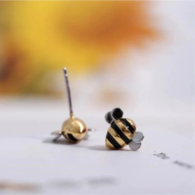 Silver Bee Earrings WEM Support (www.WEM.support)