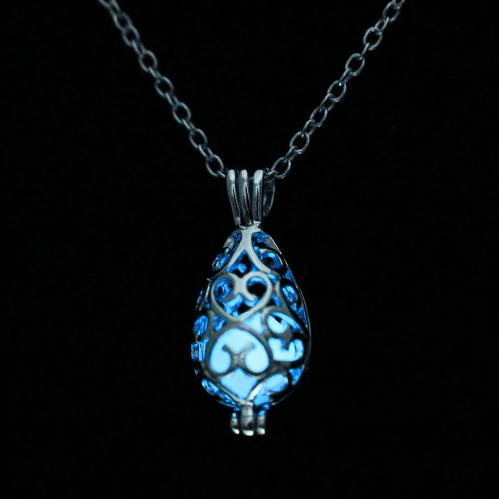 Moon Glowing Necklace WEM Support (www.WEM.support)