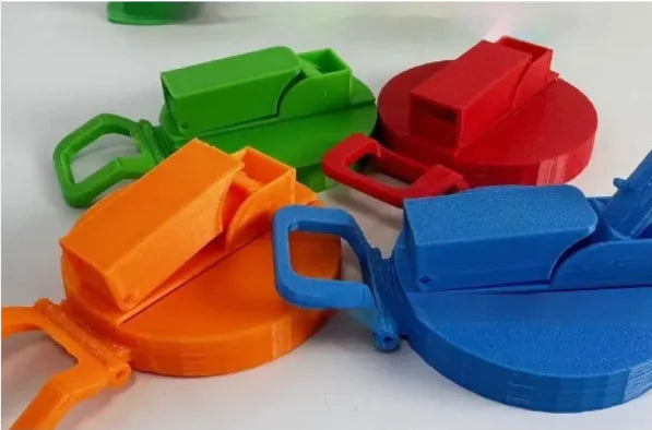 Easy To Carry Straw Soda Can Lid WEM Support (www.WEM.support)