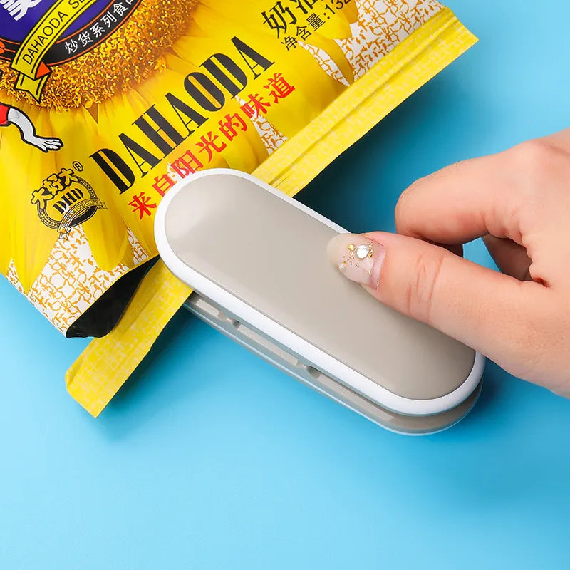 Mini Portable Handheld Sealing Machine WEM Support (www.WEM.support)