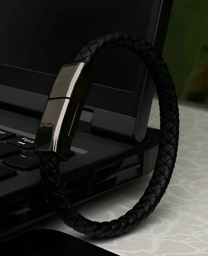 Convenient Charging Bracelet WEM Support (www.WEM.support)