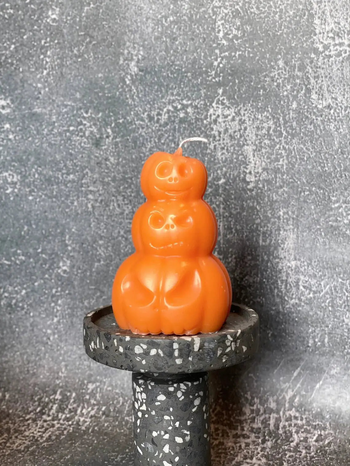 Pumpkin Handmade Soy Wax Candle WEM Support (www.WEM.support)