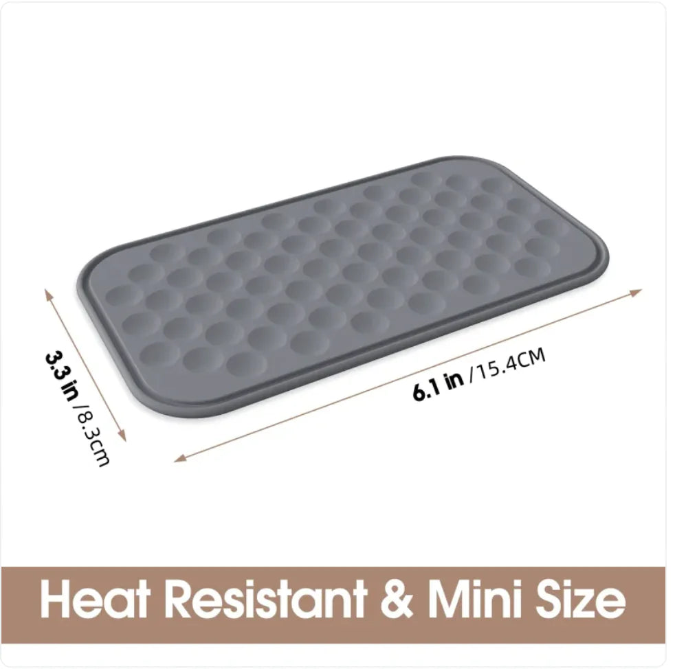 Newbealer Dual Voltage Travel Iron - Lightweight, 120V/220V WEM Support (www.WEM.support)